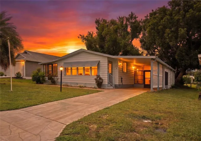 Photo 1 of Manufactured home for sale at 712 Jason Dr, Lady Lake, FL 32159 | MLS# G5102567 | Listing updated on 2026-09-22