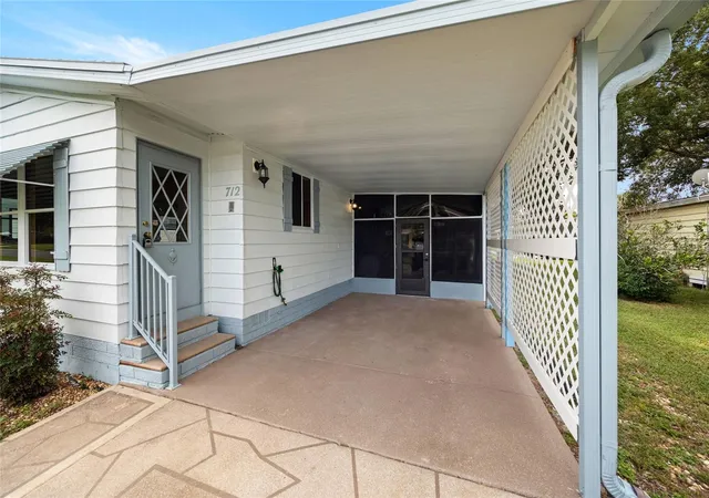 Photo 3 of Manufactured home for sale at 712 Jason Dr, Lady Lake, FL 32159 | MLS# G5102567 | Listing updated on 2026-09-22