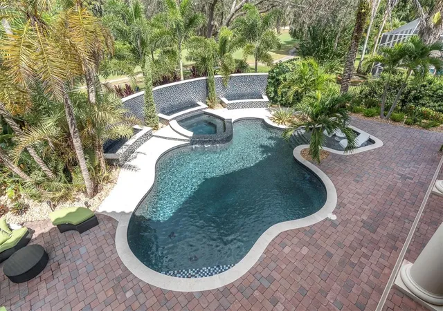 Photo 3 of Single family home for sale at 2861 Roehampton Close, Tarpon Springs, FL 34688 | MLS# W7879852 | Listing updated on 2026-09-15