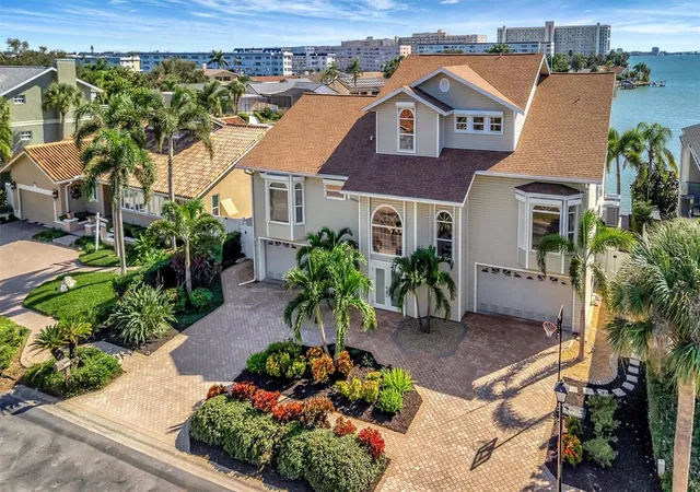 Photo 1 of Single family home for sale at 5918 Skimmer Point Blvd S, Gulfport, FL 33707 | MLS# TB8440089 | Listing updated on 2026-09-15