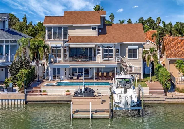 Photo 2 of Single family home for sale at 5918 Skimmer Point Blvd S, Gulfport, FL 33707 | MLS# TB8440089 | Listing updated on 2026-09-15