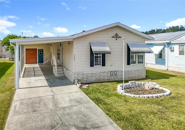 Photo 3 of Manufactured home for sale at 5745 Pawnee St, Zephyrhills, FL 33542 | MLS# TB8442808 | Listing updated on 2026-10-07