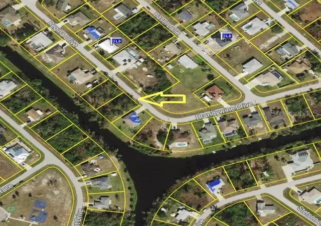Photo 2 of Land for sale at 7483 Regina Dr, Englewood, FL 34224 | MLS# A4671550 | Listing updated on 2026-10-27