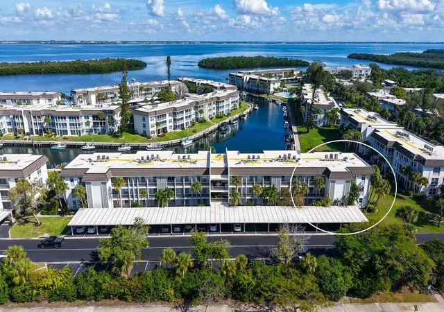 Photo 1 of Condo for sale at 4350 Chatham Dr #Unit E-208, Longboat Key, FL 34228 | MLS# A4672221 | Listing updated on 2026-09-13
