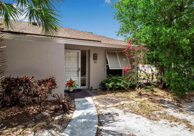 Single family home for sale at 721 N Jefferson Ave #721, SARASOTA, FL 34237 | MLS# A4672260