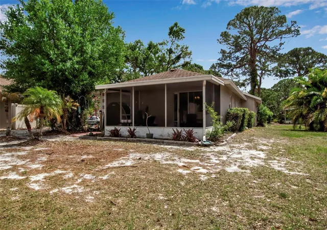 Photo 30 of Single family home for sale at 721 N Jefferson Ave #721, SARASOTA, FL 34237 | MLS# A4672260 | Listing updated on 2026-09-18