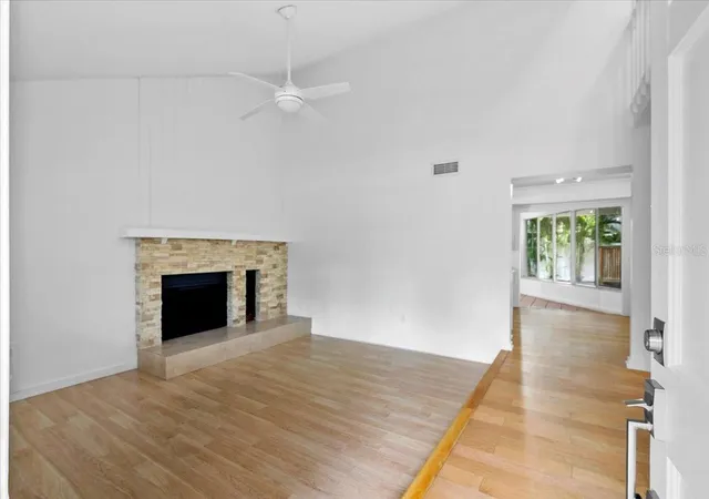 Photo 3 of Single family home for sale at 7147 Lago St, Sarasota, FL 34241 | MLS# A4672479 | Listing updated on 2026-09-11