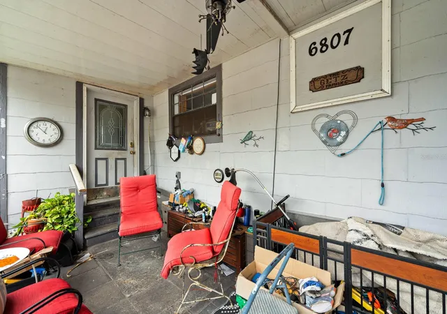 Photo 2 of Single family home for sale at 6807 N Himes Ave, Tampa, FL 33614 | MLS# TB8449583 | Listing updated on 2026-10-06