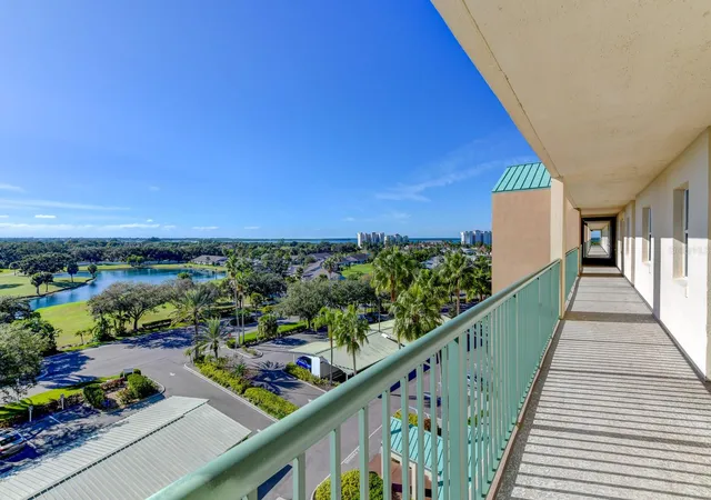 Photo 3 of Condo for sale at 2320 Terra Ceia Bay Blvd #811, Palmetto, FL 34221 | MLS# A4672641 | Listing updated on 2026-09-15