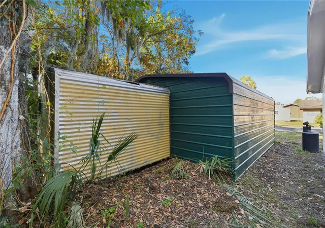 Photo 39 of Single family home for sale at 1915 Bronson St, PALATKA, FL 32177 | MLS# OM713883 | Listing updated on 2026-10-22