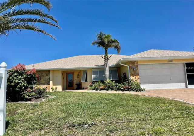 Photo 1 of Single family home for sale at 145 Bunker Rd, Rotonda West, FL 33947 | MLS# D6144969 | Listing updated on 2026-09-28