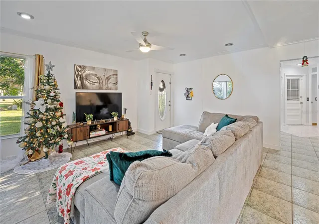 Photo 4 of Townhouse for sale at 2649 Albion Ave, Orlando, FL 32833 | MLS# O6363677 | Listing updated on 2026-10-05