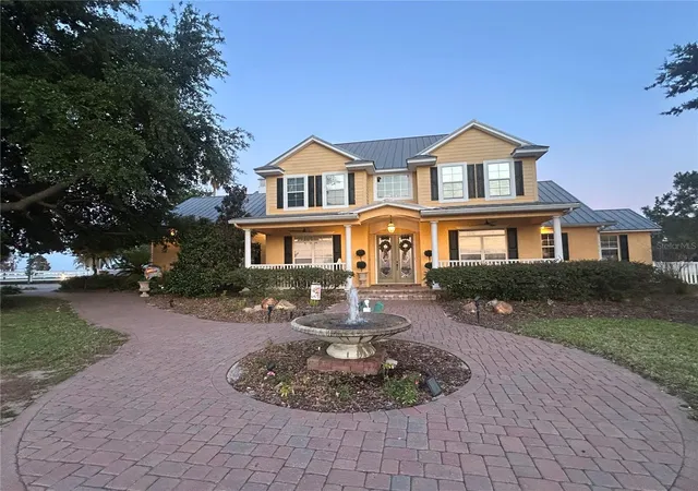 Photo 2 of Single family home for sale at 664 S Lake Starr Blvd, Lake Wales, FL 33898 | MLS# P4937197 | Listing updated on 2026-09-13