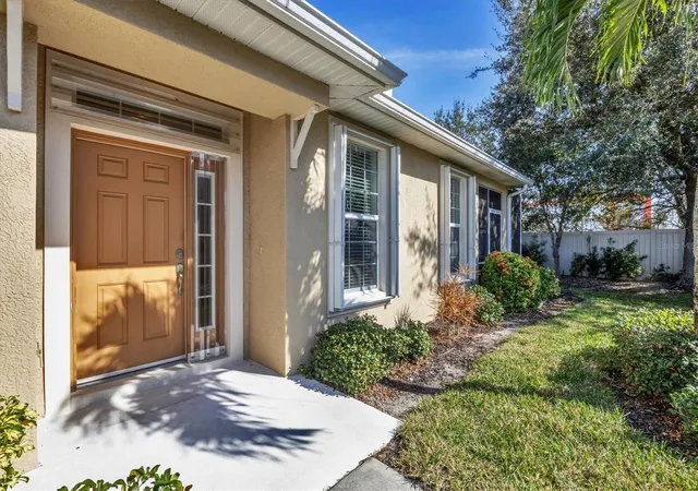 Photo 3 of Single family home for sale at 2520 Terracina Dr, Venice, FL 34292 | MLS# N6141793 | Listing updated on 2026-10-17
