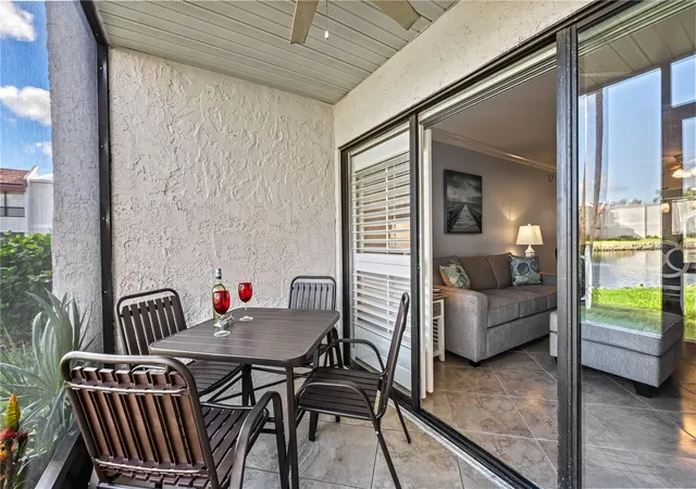 Photo 3 of Condo for sale at 1801 Gulf Dr N #176, Bradenton Beach, FL 34217 | MLS# A4674901 | Listing updated on 2026-09-10