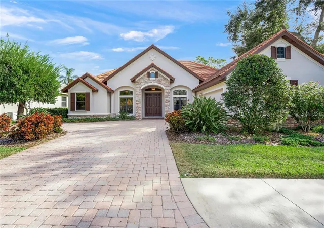 Photo 2 of Single family home for sale at 5343 Nathaniel Pl, Sarasota, FL 34233 | MLS# A4674920 | Listing updated on 2026-09-11