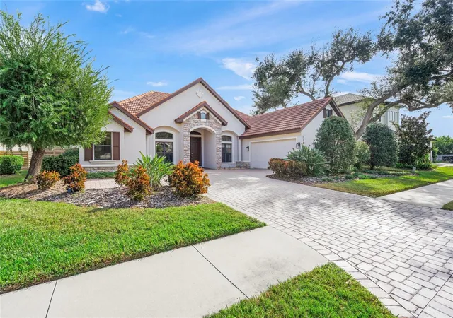 Photo 3 of Single family home for sale at 5343 Nathaniel Pl, Sarasota, FL 34233 | MLS# A4674920 | Listing updated on 2026-09-11