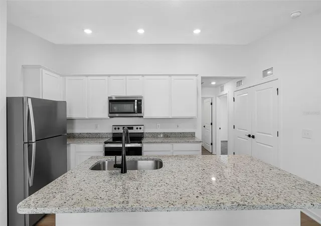 Photo 3 of Single family home for sale at 573 Blackthorn Dr, Lakeland, FL 33809 | MLS# TB8456679 | Listing updated on 2026-09-15