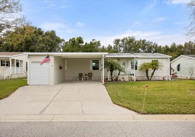 Photo 2 of Manufactured home for sale at 2632 Lake Grassmere Cir #1854, Zellwood, FL 32798 | MLS# O6369459 | Listing updated on 2026-09-11