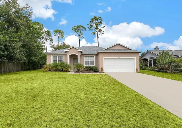 Photo 3 of Single family home for sale at 2727 Ramsey Dr, Apopka, FL 32703 | MLS# O6370011 | Listing updated on 2026-09-23