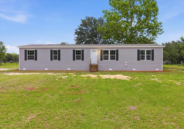 Manufactured home for sale at 11975 NE 227th Place, Fort Mc Coy, FL 32134 | MLS# P4937407 | Listing updated on 2026-10-02