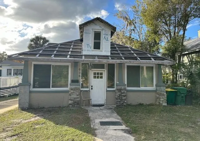 Photo 1 of Single family home for sale at 606 N Clara Ave, Deland, FL 32720 | MLS# O6370939 | Listing updated on 2026-09-15