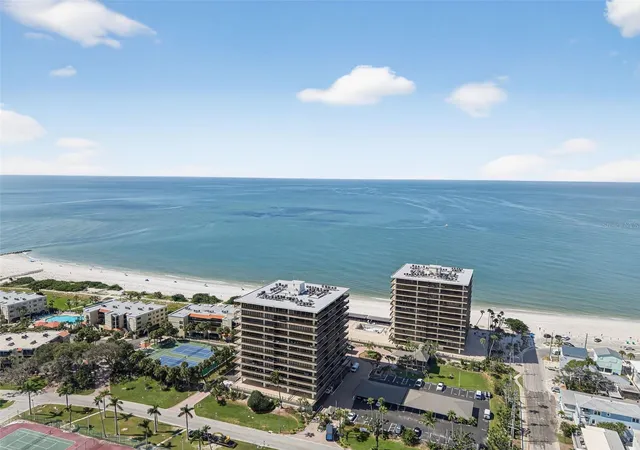 Photo 3 of Condo for sale at 7600 Bayshore Dr #902, Treasure Island, FL 33706 | MLS# TB8461970 | Listing updated on 2026-09-13