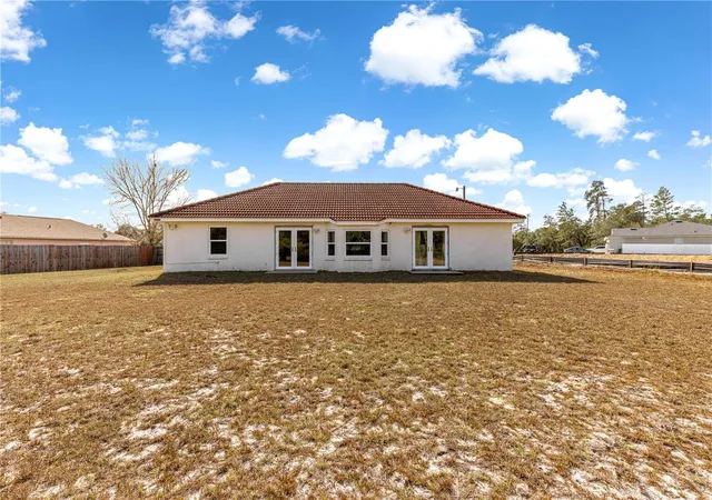 Photo 2 of Single family home for sale at 17179 Sw 41st Circle, Ocala, FL 34473 | MLS# OM716240 | Listing updated on 2026-09-15