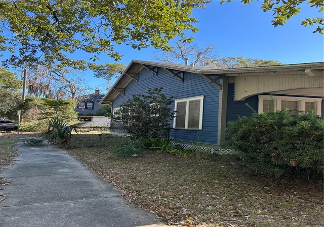 Photo 3 of Single family home for sale at 119 Nw 7th Terrace, Gainesville, FL 32601 | MLS# GC536446 | Listing updated on 2026-09-15