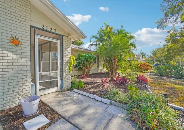 Photo 2 of Single family home for sale at 2137 Malcolm Dr, Palm Harbor, FL 34684 | MLS# TB8462729 | Listing updated on 2026-10-06