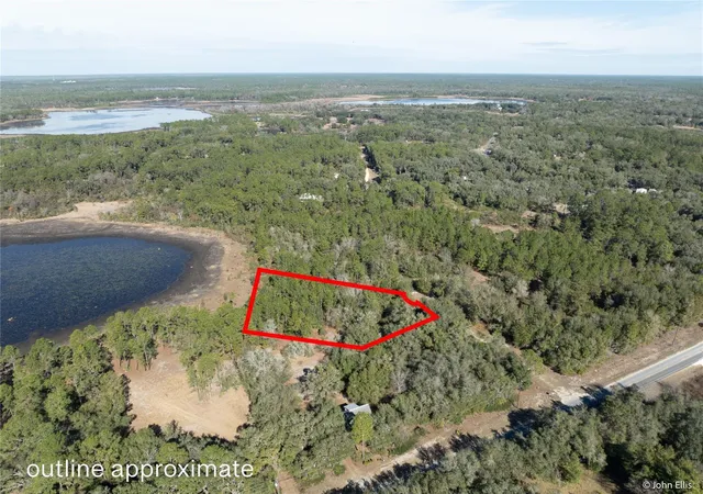Photo 3 of Sale Pending at 7644 Huron Ct, Keystone Heights, FL 32656 | MLS# GC536632 | Listing updated on 2026-09-14