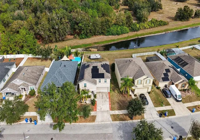 Photo 4 of Single family home for sale at 10657 Standing Stone Dr, Wimauma, FL 33598 | MLS# TB8465219 | Listing updated on 2026-10-02