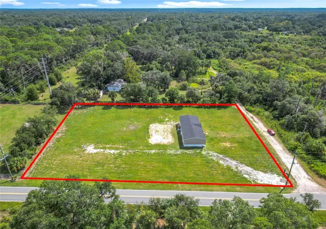 Photo 2 of Manufactured home for sale at 8969 W Candleglow St, Crystal River, FL 34428 | MLS# S5141901 | Listing updated on 2026-10-06
