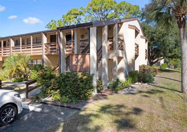 Photo 3 of Condo for sale at 25 Quails Run Blvd #6, Englewood, FL 34223 | MLS# D6145696 | Listing updated on 2026-09-11