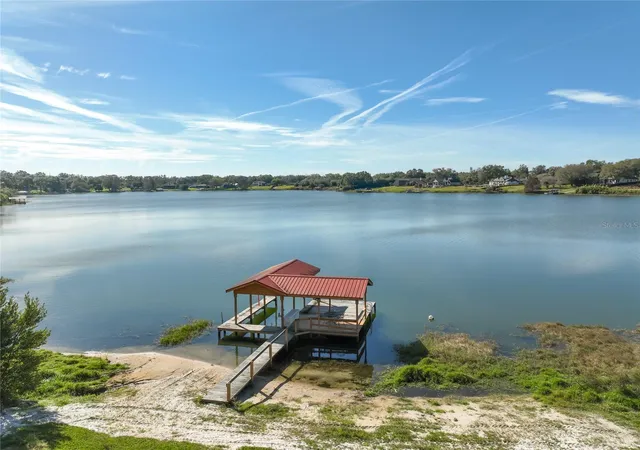 Photo 4 of Single family home for sale at 2400 Topping Pl, Eustis, FL 32726 | MLS# G5107049 | Listing updated on 2026-09-30
