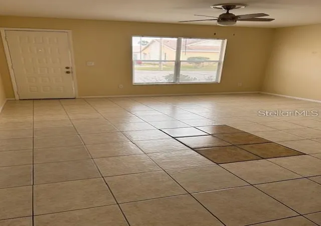 Photo 3 of Single family home for sale at 40 E Country Cvs Way, Kissimmee, FL 34743 | MLS# S5142234 | Listing updated on 2026-09-10