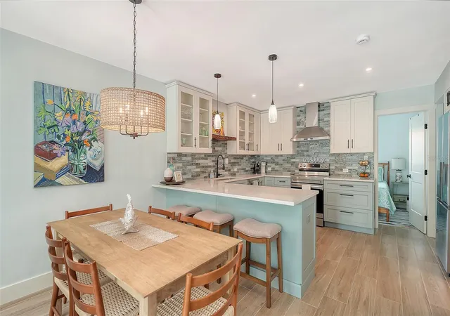 Photo 3 of Single family home for sale at 4720 Gulf Of Mexico Dr #Villa 2, Longboat Key, FL 34228 | MLS# A4679458 | Listing updated on 2026-10-10