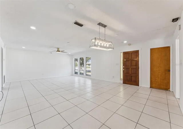 Photo 2 of Sale Pending at 1457 Magellan Cir #1003, Orlando, FL 32818 | MLS# O6376113 | Listing updated on 2026-10-19