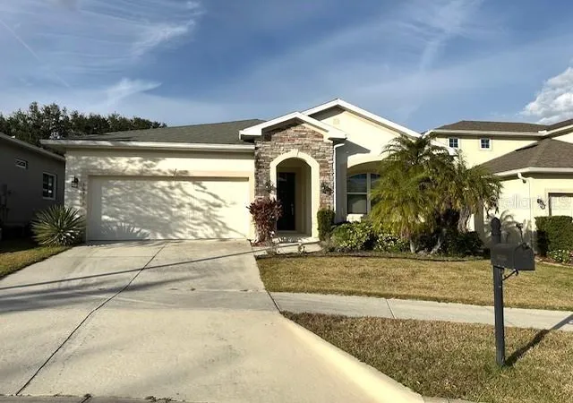 Photo 1 of Single family home for sale at 16758 Abbey Hl Ct, Clermont, FL 34711 | MLS# O6376450 | Listing updated on 2026-10-22