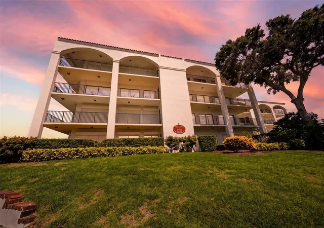 Photo 1 of Condo for sale at 301 Mariner Dr #301, Tarpon Springs, FL 34689 | MLS# TB8469783 | Listing updated on 2026-09-19