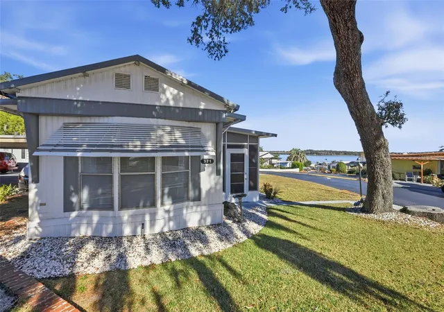 Photo 1 of Manufactured home for sale at 3896 Picciola Rd #371, Fruitland Park, FL 34731 | MLS# G5107426 | Listing updated on 2026-09-11