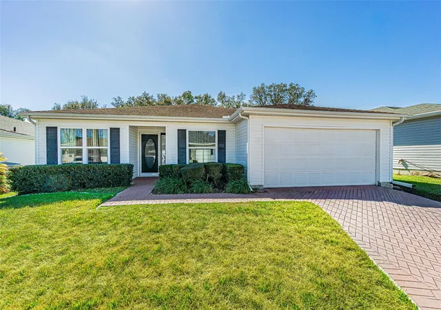 Photo 1 of Single family home for sale at 29140 Princeville Dr, San Antonio, FL 33576 | MLS# TB8471571 | Listing updated on 2026-09-11