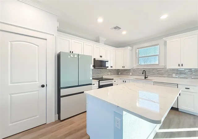 Photo 2 of Single family home for sale at 12847 Sw 73rd Terrace, Ocala, FL 34473 | MLS# O6379120 | Listing updated on 2026-10-01