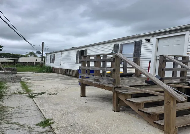 Photo 1 of Manufactured home for sale at 2544 El Dorado Ave, Avon Park, FL 33825 | MLS# O6379968 | Listing updated on 2026-10-04