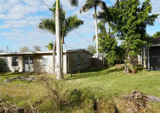Photo 2 of Single family home for sale at 3513 Areca St, Punta Gorda, FL 33950 | MLS# O6380039 | Listing updated on 2026-09-23