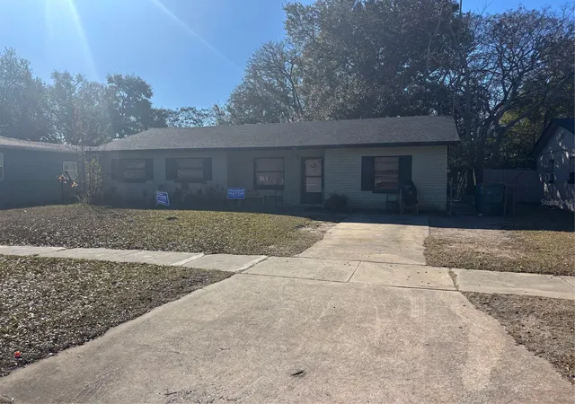 Photo 1 of Single family home for sale at 4648 Piedmont Ct, Orlando, FL 32811 | MLS# O6380429 | Listing updated on 2026-09-15