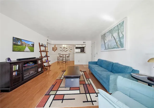 Listing Photo 4 - Condo for sale in building located at 10200 N Gandy Blvd, ST PETERSBURG, FL 33702 - Unit #714