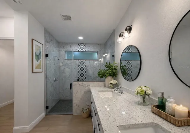 Photo 4 of Single family home for sale at 131 Kings Dr, Rotonda West, FL 33947 | MLS# TB8474475 | Listing updated on 2026-10-23