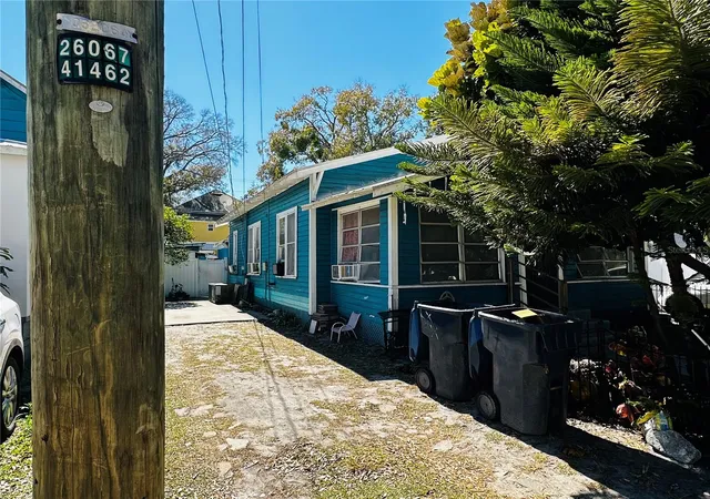 Photo 2 of Single family home for sale at 2415 Marconi St, TAMPA, FL 33605 | MLS# TB8474757 | Listing updated on 2026-09-11
