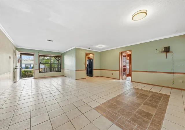 Photo 4 of Single family home for sale at 3809 Needles Dr, Orlando, FL 32810 | MLS# O6383011 | Listing updated on 2026-09-10